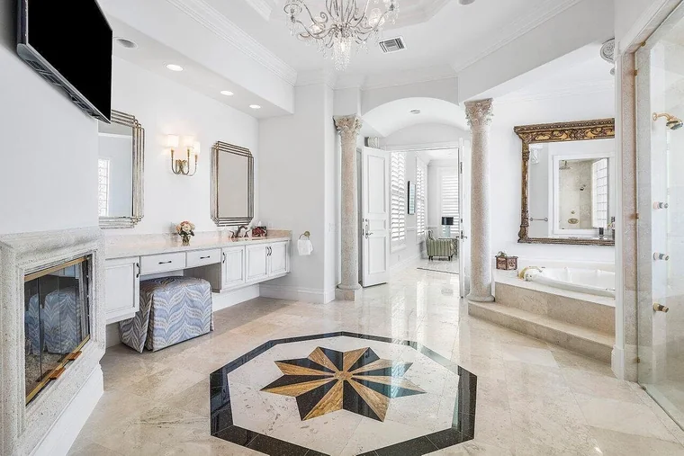 Primary bathroom - 464 Addison Park Lane, Boca Raton